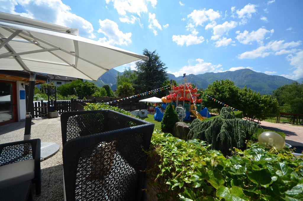 Family Hotel Primavera Levico Terme Bagian luar foto