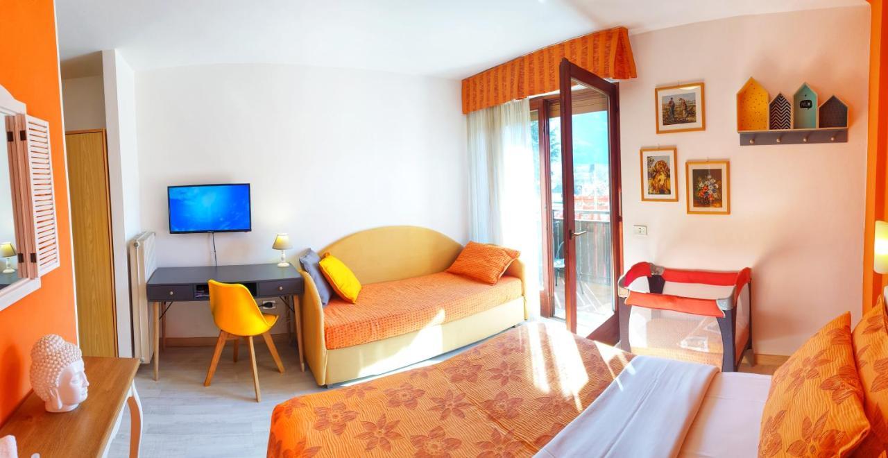 Family Hotel Primavera Levico Terme Bagian luar foto